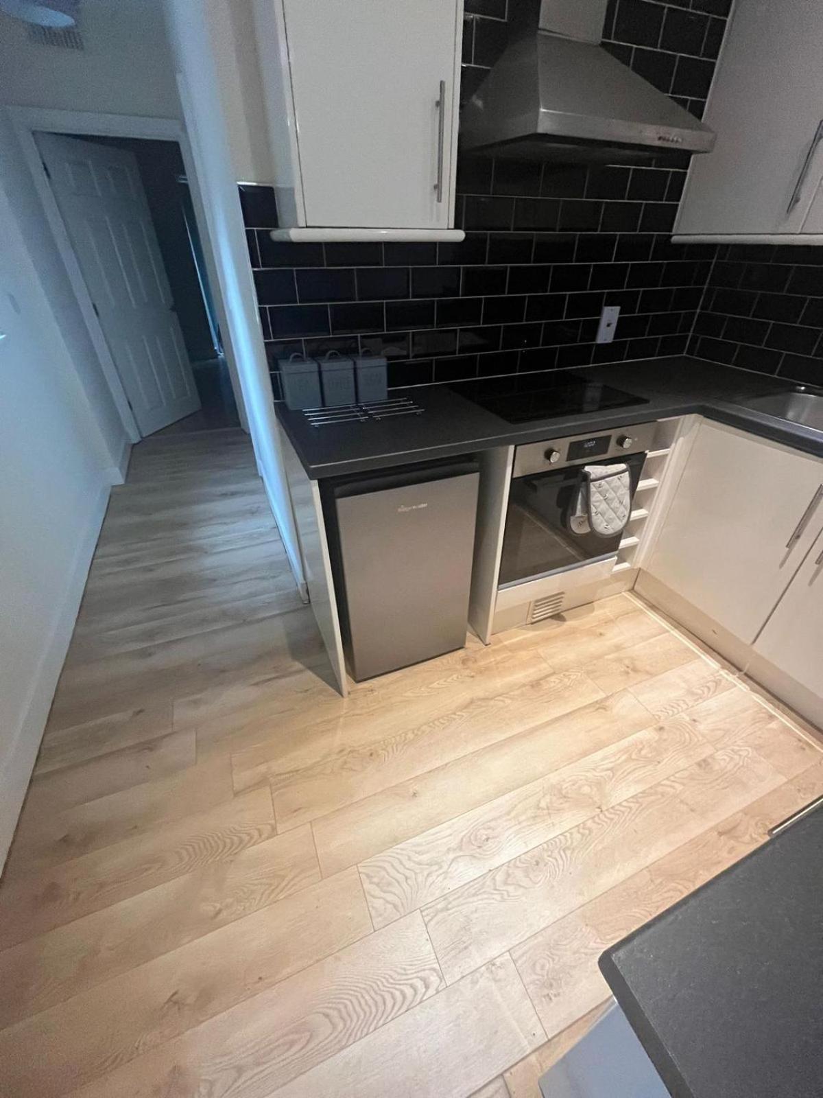 1 Bedroom Flat With Parking Leicester Exterior foto